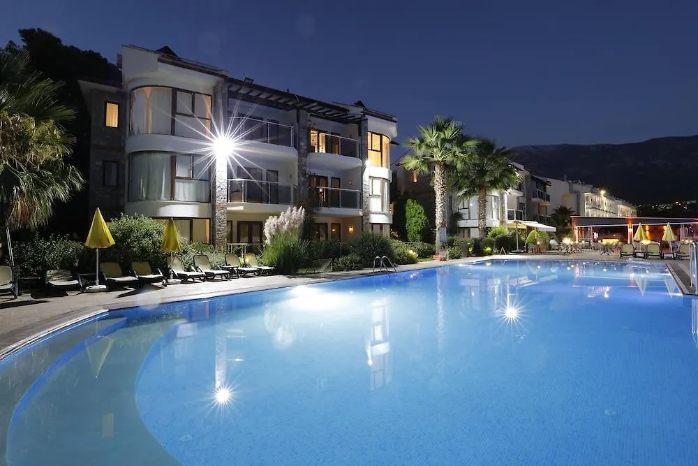 Golden Life Heights Deluxe Suite Hotel - Adult Only Oludeniz 4*,