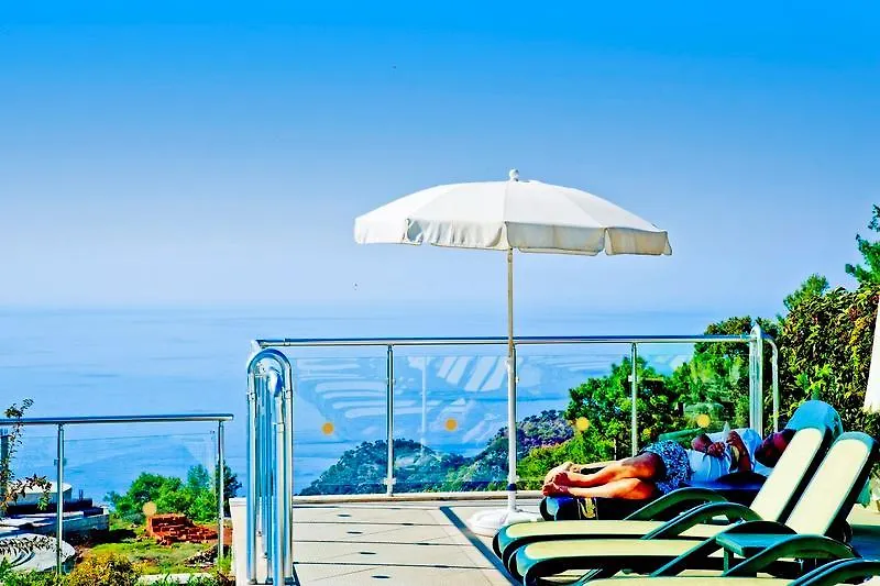 אולודניץ Golden Life Heights Deluxe Suite Hotel - Adult Only 4*,