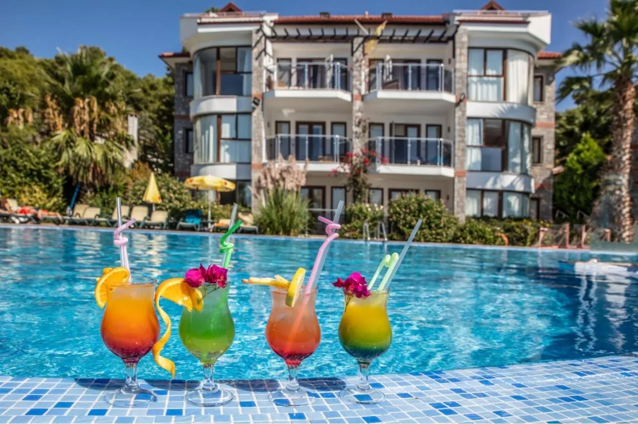 אולודניץ Golden Life Heights Deluxe Suite Hotel - Adult Only 4*,  טורקיה