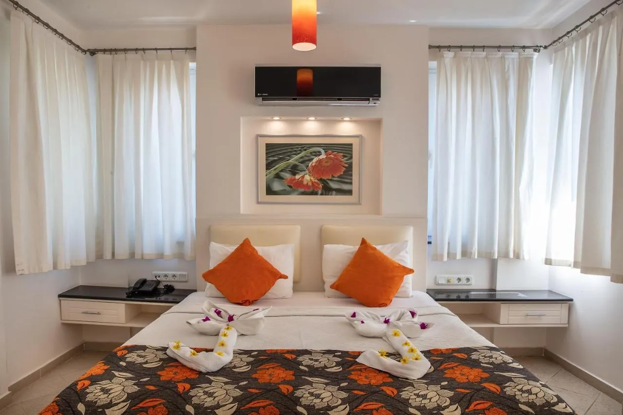 אולודניץ Golden Life Heights Deluxe Suite Hotel - Adult Only
