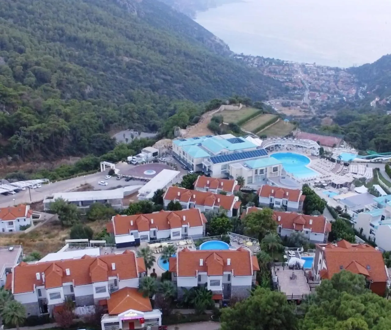 אולודניץ Golden Life Heights Deluxe Suite Hotel - Adult Only