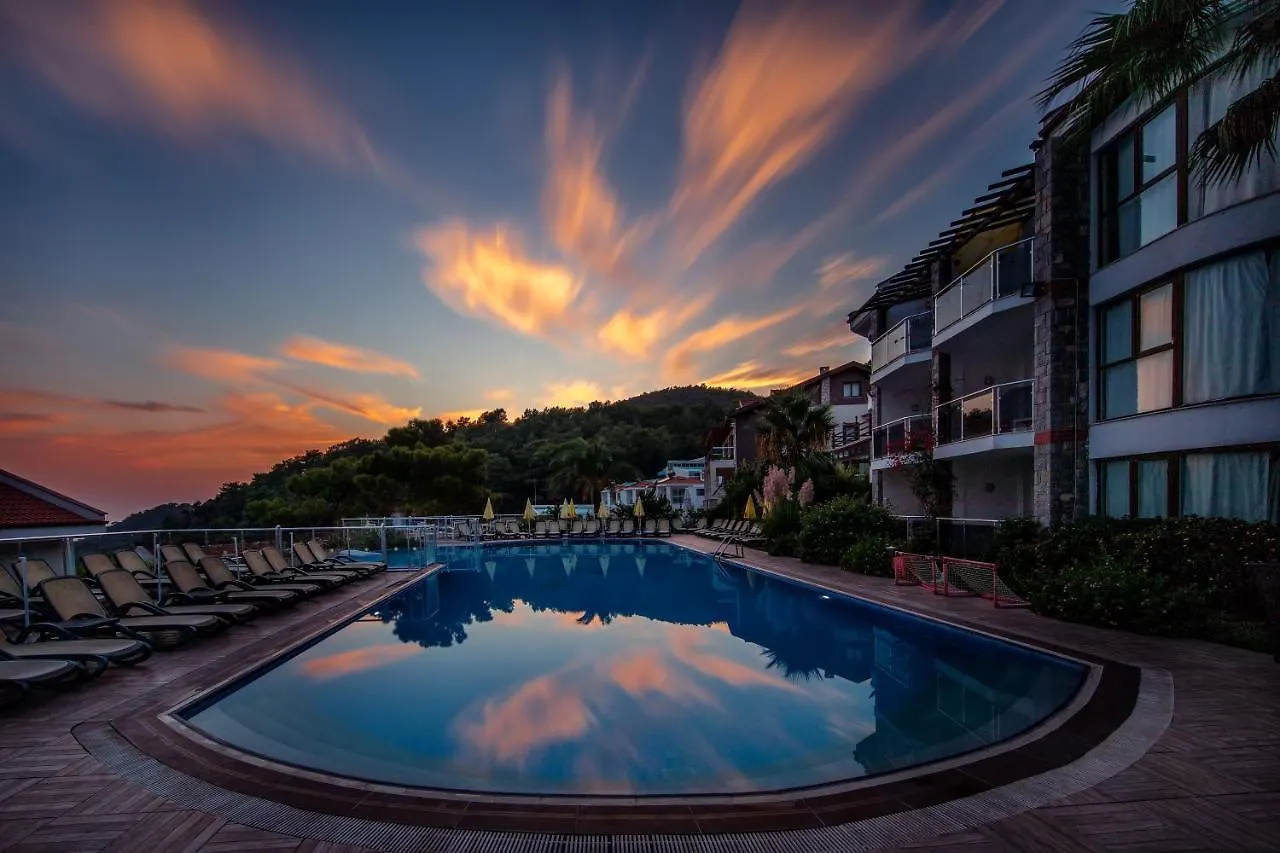 Golden Life Heights Deluxe Suite Hotel - Adult Only Oludeniz