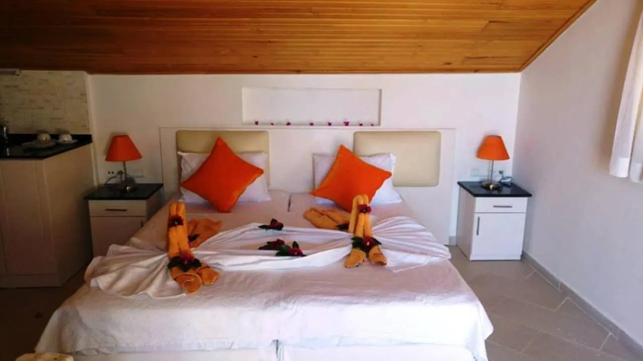 Golden Life Heights Deluxe Suite Hotel - Adult Only Oludeniz 4*,